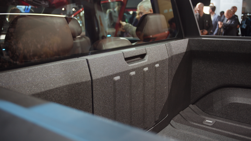 Illustration for article titled The Volkswagen Atlas Tanoak Has A Cool Feature That's Been In Sedans Forever